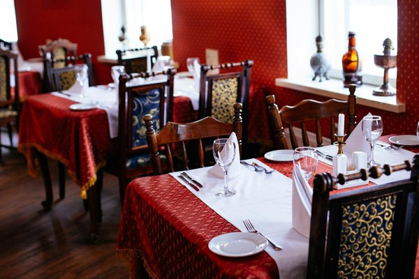 Restaurants chaleureux : où confort et délices se rencontrent